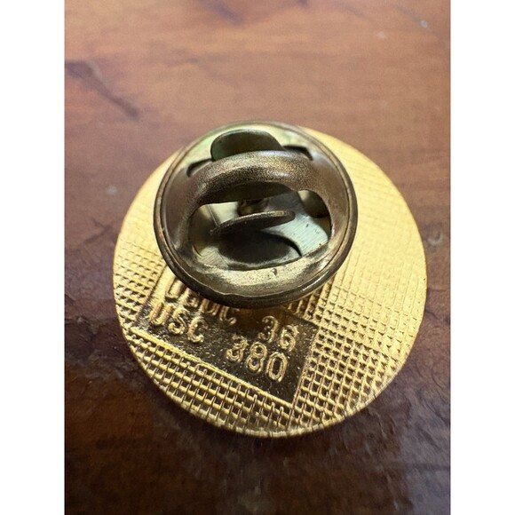 Vintage United States Olympic Training Center Pin Lapel Pin Tie Tack - Picture 7 of 9